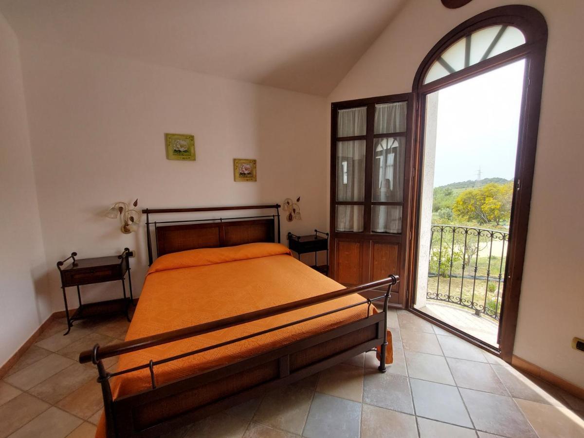 Hotel La Corte Rosada Villasimius Εξωτερικό φωτογραφία