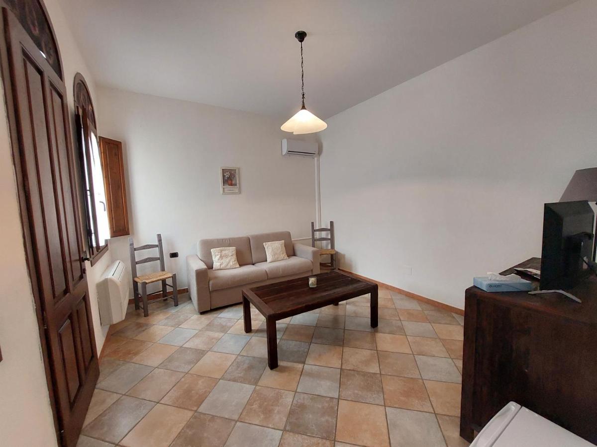 Hotel La Corte Rosada Villasimius Εξωτερικό φωτογραφία