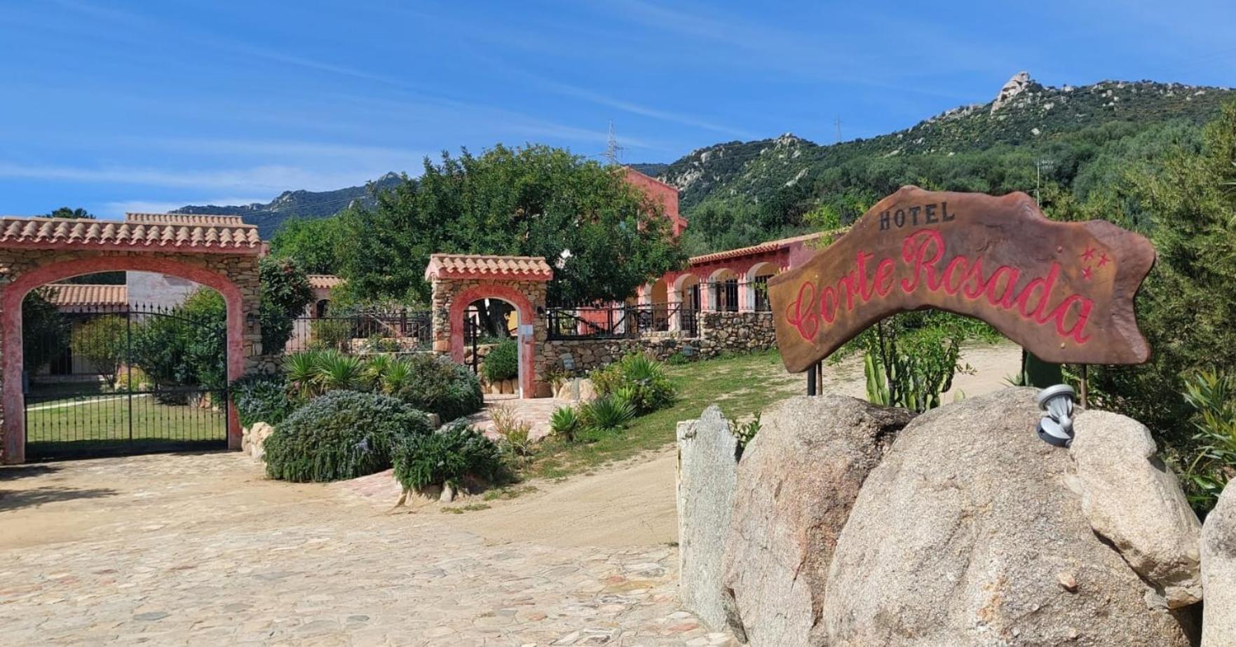 Hotel La Corte Rosada Villasimius Εξωτερικό φωτογραφία