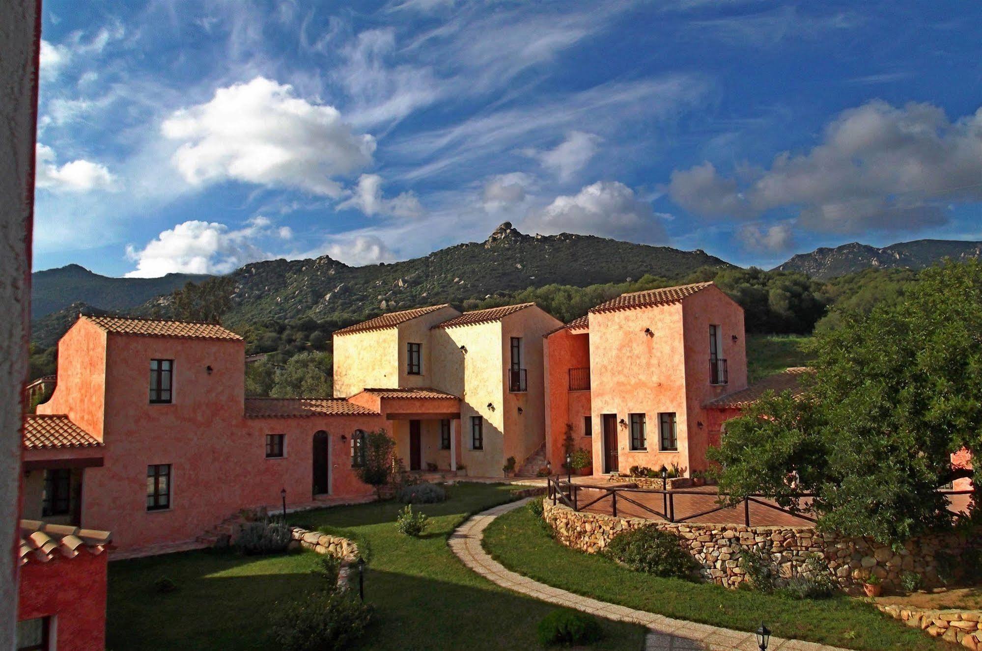 Hotel La Corte Rosada Villasimius Εξωτερικό φωτογραφία