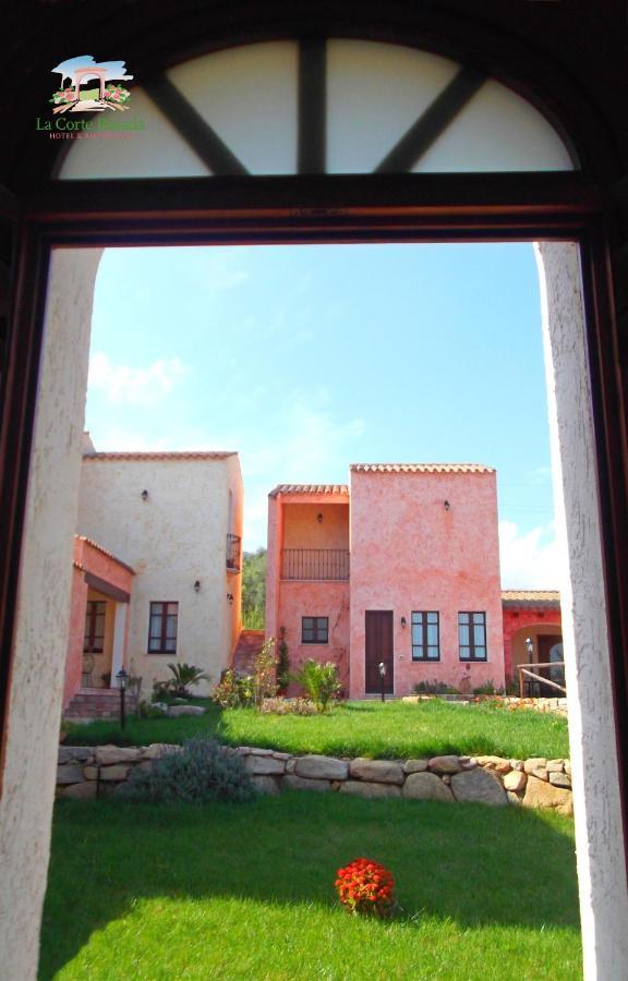 Hotel La Corte Rosada Villasimius Εξωτερικό φωτογραφία